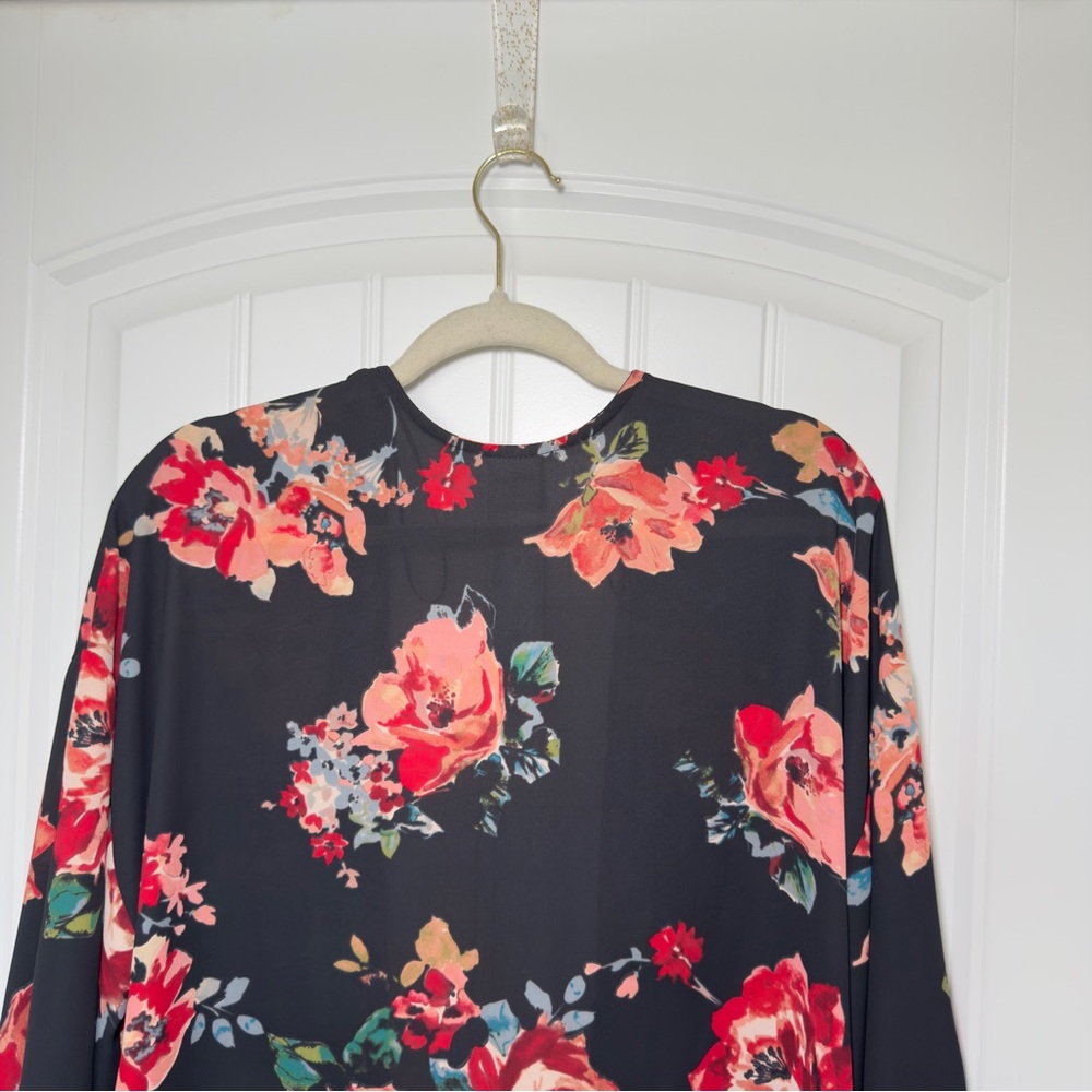 Kaileigh Medium Bryson Kimono Floral Multicolor Vibrant HT4458‎ Boho Stitchfix - Picture 5 of 7